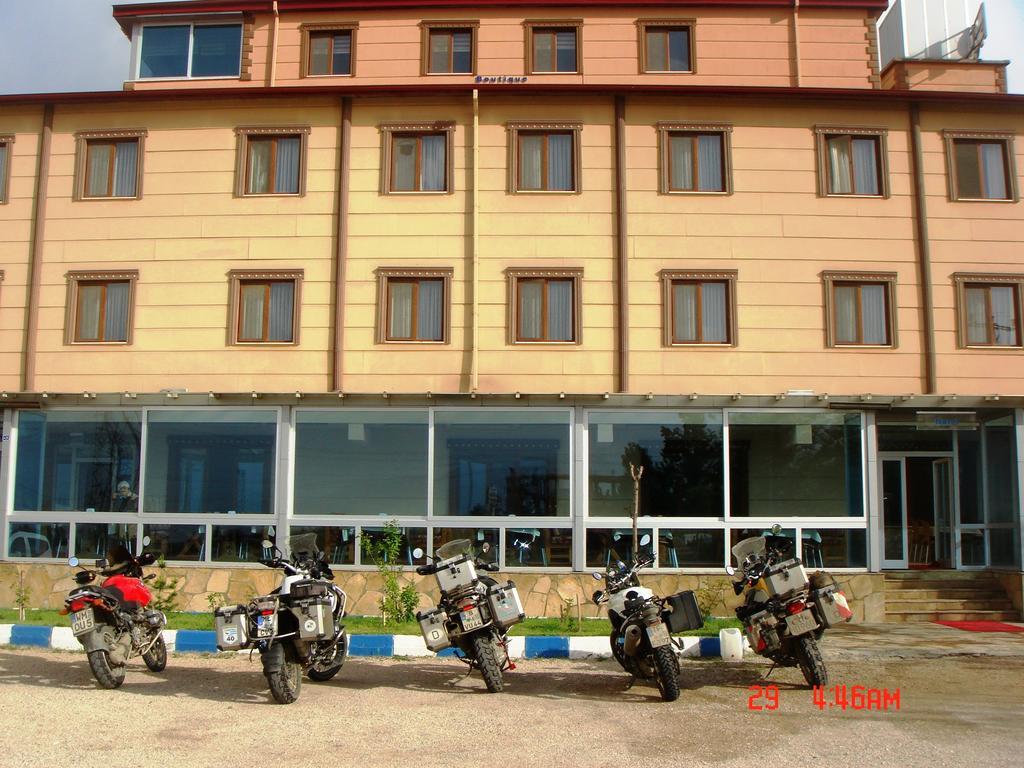 Butik Ertur Hotel Doğubayazıt Exteriör bild